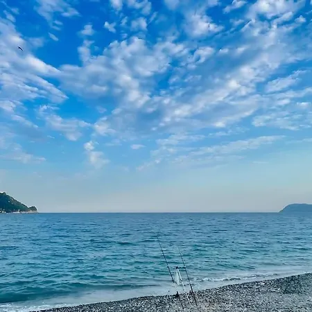 Apartment House Of Sun - At 400m, In Liguria *